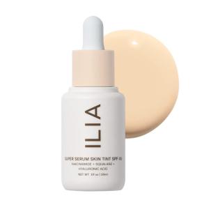 ILIA – Super Serum Skin Tint SPF 40 | Non-Comedogenic, Vegan, LIghtweight to Help Against Blue Light, + Pollution while Hydrating, Smoothing, + Refining (Kamari ST13, 1 fl oz | 30 ml)(ST0.5 Skye (Extra Light  Neutral Undertones))