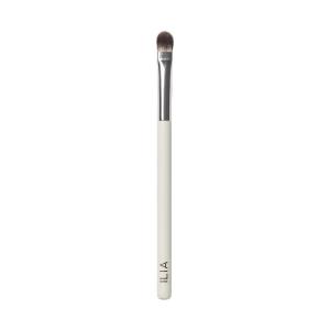 ILIA – Shadow Brush | Flat, Tapered Head Made with FSC Certified Wood, Aluminum, + Soft, Vegan Bristles | Pack, Press, + Sweep Eyeshadow | Expertly Crafted | Non-Toxic, Vegan, Cruelty-Free, Recyclable